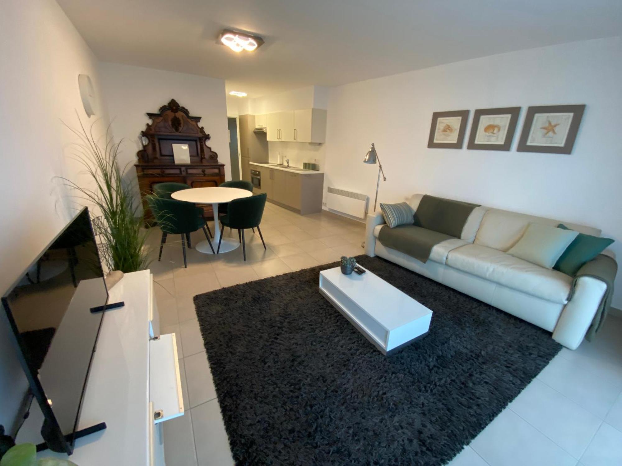 Gezellig Modern Appartement Met Optie Garagebox En In De Buurt Van Strand, Winkels En Restaurants Oostende Buitenkant foto